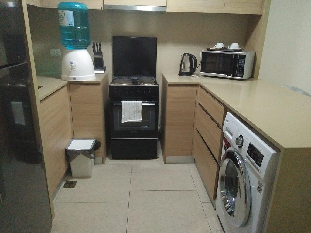 Shang Luxury Suites Mandaluyong Exterior foto