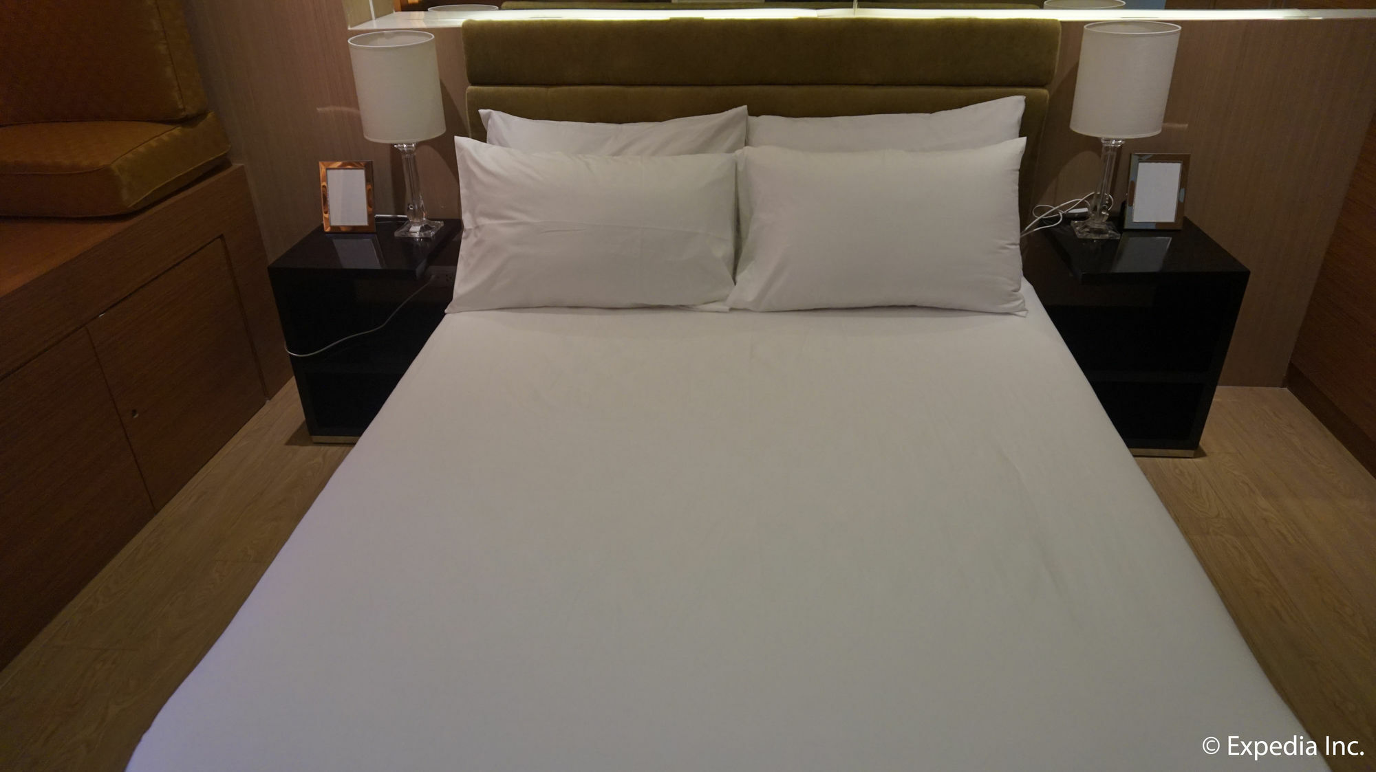 Shang Luxury Suites Mandaluyong Exterior foto